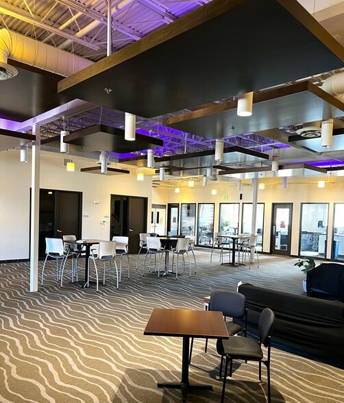 More Photos Of 12345 Portland Ave, Burnsville Flex For Lease