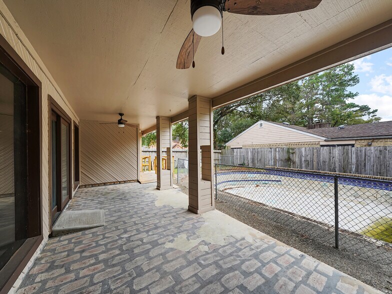 More Photos Of 510 Enchanted Hollow Dr, Spring Assisted Living For Sale