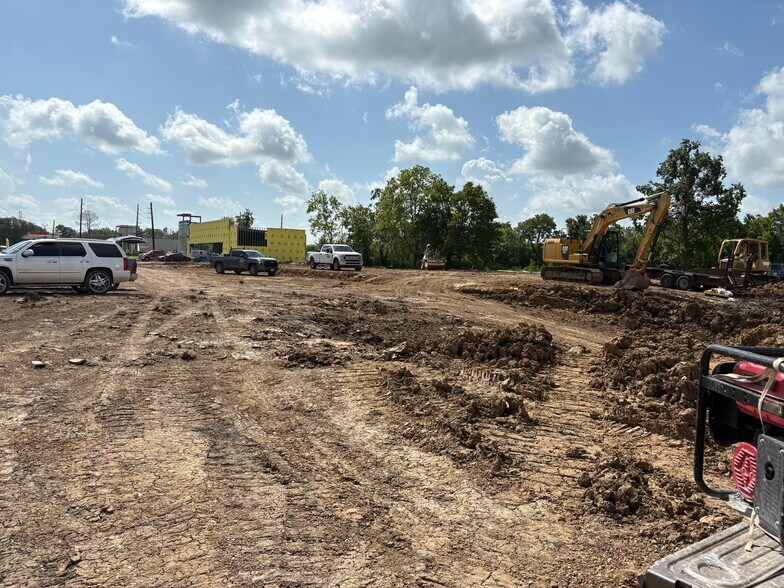 More Photos Of 8256 Bailey Rd, Manvel Storefront For Lease