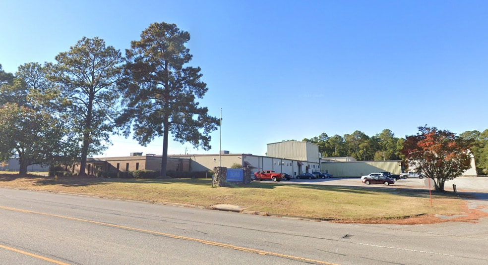 Primary Photo Of 3792 Platt Springs Rd, West Columbia Manufacturing For Sale