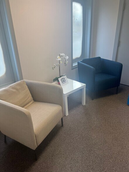 More Photos Of 171 Green Meadows Dr S, Lewis Center Office Residential For Sale