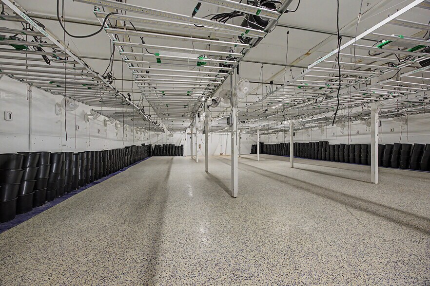 More Photos Of 14165 W Cooksey Rd, Crescent Industrial For Sale