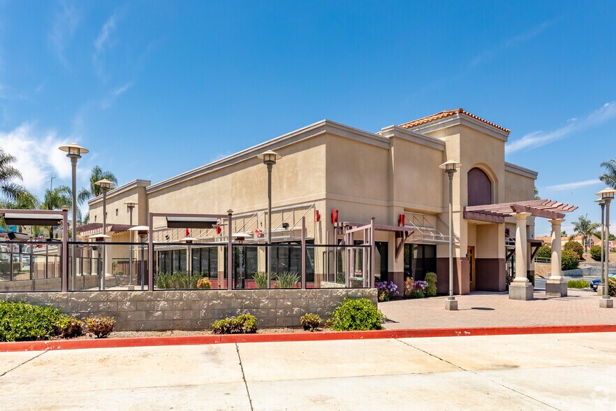 More Photos Of 2879-2991 Jamacha Rd, El Cajon Unknown For Lease