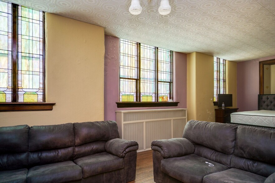 More Photos Of 531 W Ash St, Piqua Religious Facility For Sale