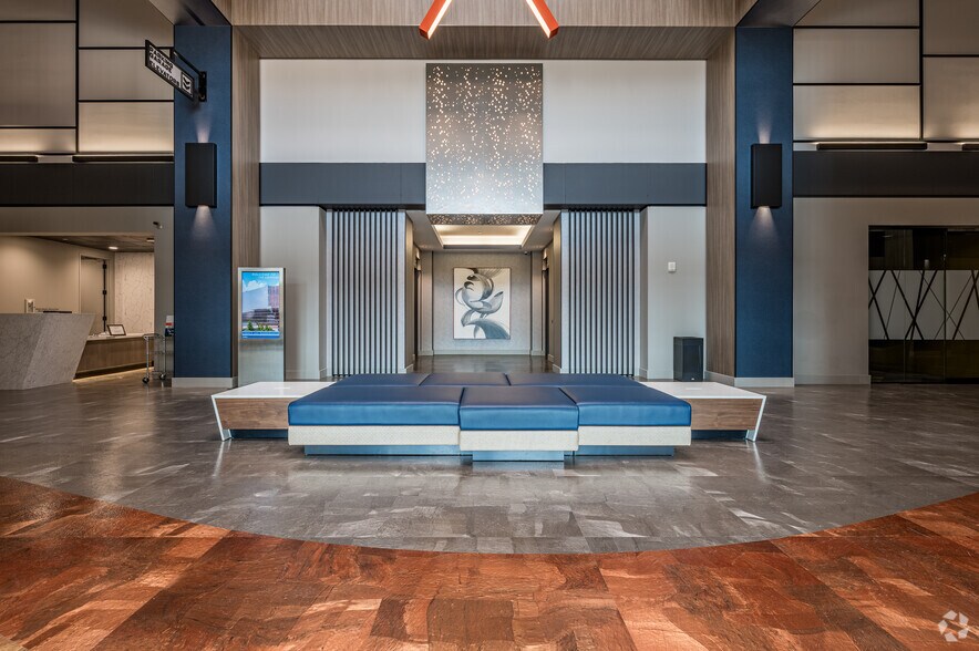 More Photos Of 14841 N Dallas Pky, Addison Office For Lease