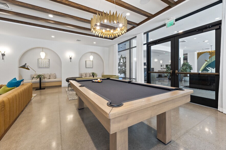 More Photos Of 2040-2060 N Scottsdale Rd, Scottsdale Apartments For Lease