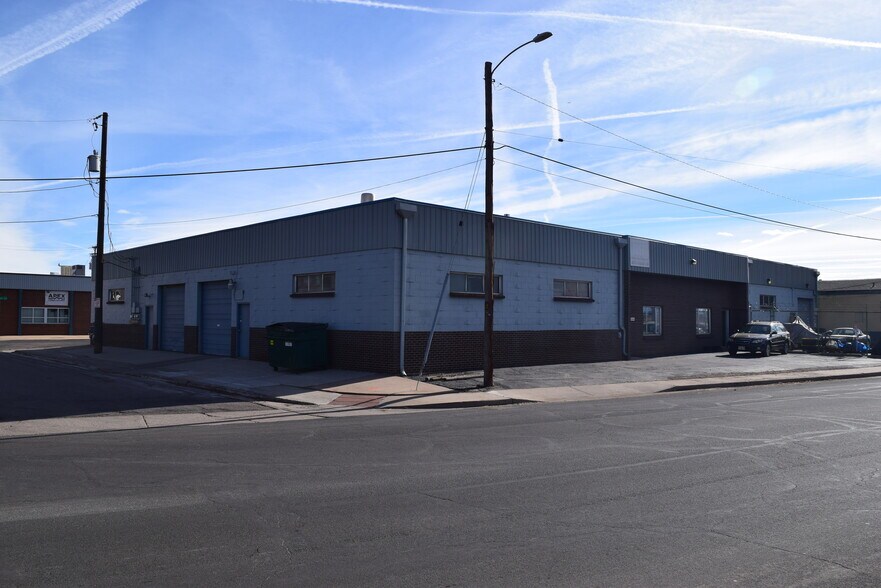More Photos Of 3905-3911 S Mariposa St, Englewood Warehouse For Lease