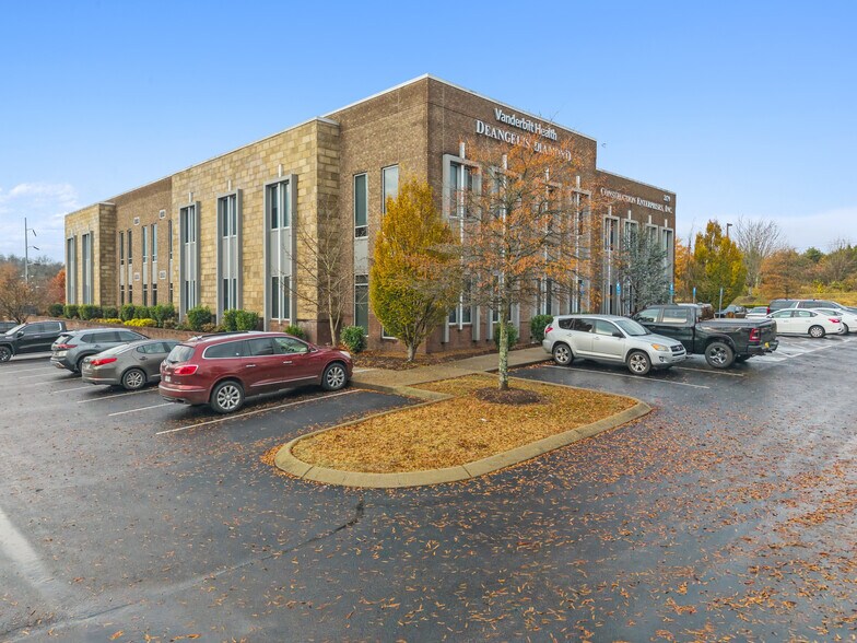 More Photos Of 2179 Edward Curd Ln, Franklin Loft Creative Space For Sale