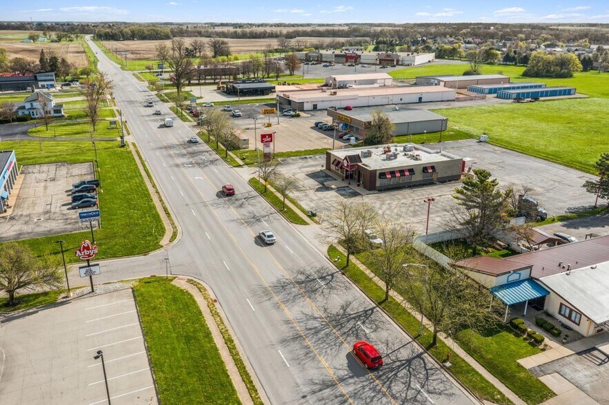 More Photos Of 1830 Columbus Ave, Washington Court House Restaurant For Sale