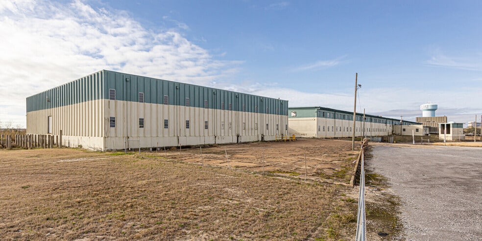 More Photos Of 185 8th St, Biloxi Warehouse For Sale