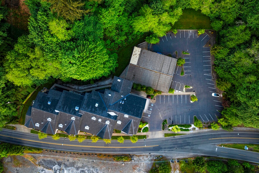 More Photos Of 1801 W Bay Dr, Olympia Office Residential For Lease