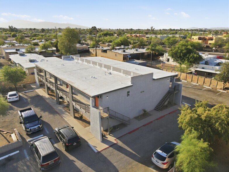 More Photos Of 30 E Camino Villas, Tucson Apartments For Sale