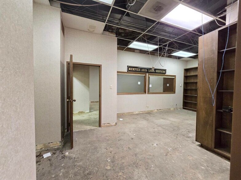 More Photos Of 109 N Main St, Memphis Apartments For Lease