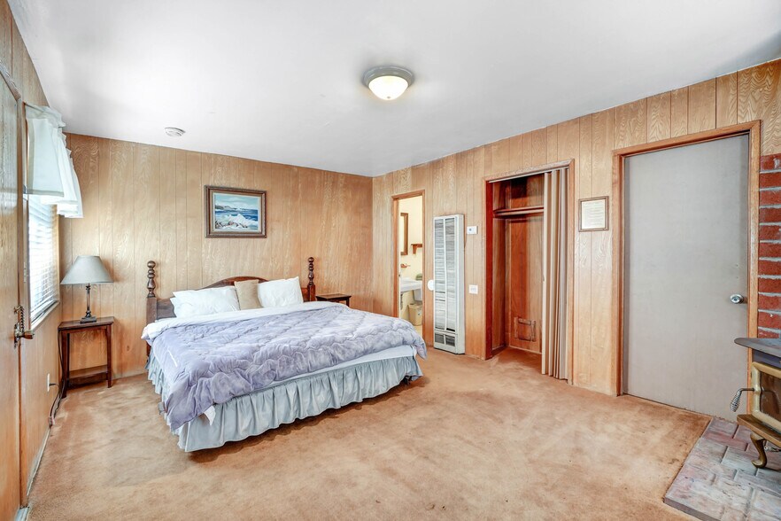 More Photos Of 1054-1098 State Highway 2, Wrightwood Hospitality For Sale