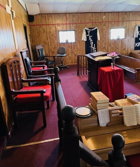 More Photos Of 25 Colony Rd, Burgettstown Specialty For Sale