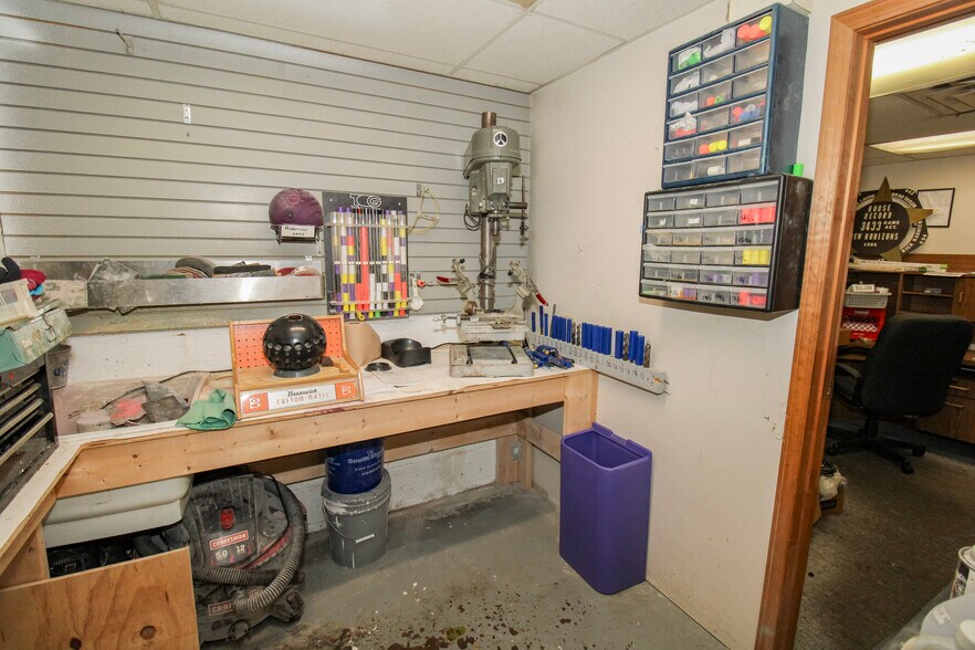 More Photos Of 125 Main St, Huron Bowling Alley For Sale