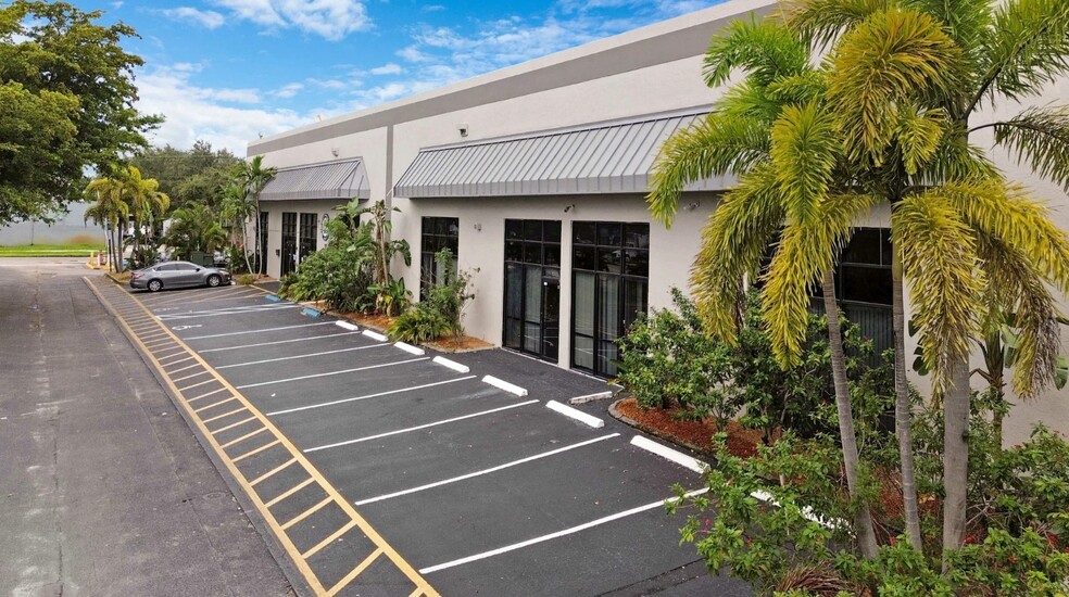 More Photos Of 3698 NW 15th St, Lauderhill Schools For Sale