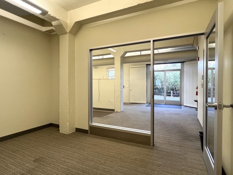 More Photos Of 222 Halleck St, San Francisco Office For Lease
