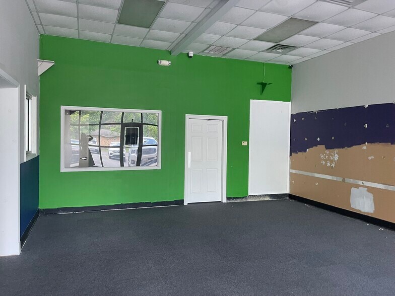 More Photos Of 5810 Main St, Zachary Unknown For Lease