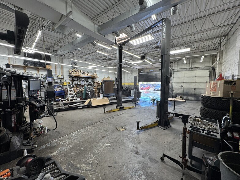 More Photos Of 3165 Route 112, Medford Auto Repair For Sale