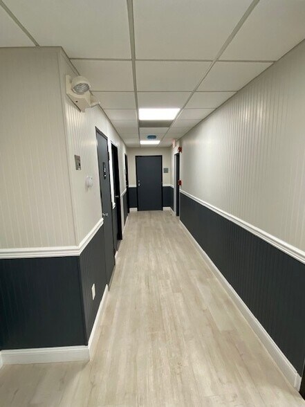 More Photos Of 333 Littleton Rd, Parsippany Office For Lease