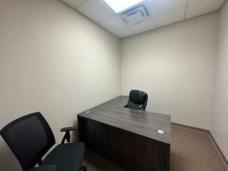 More Photos Of 540 Lake Center Pky, Cumming Office For Lease