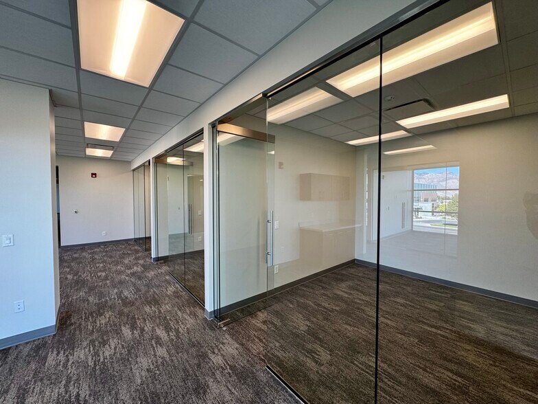 More Photos Of 4605 Harrison Blvd, Ogden Office For Sale