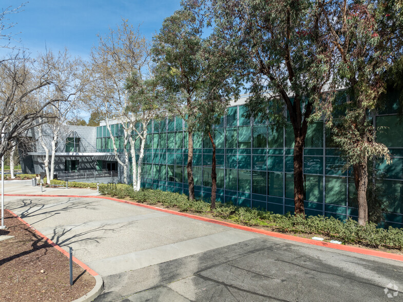 Primary Photo Of 27200 Tourney Rd, Valencia Office For Lease