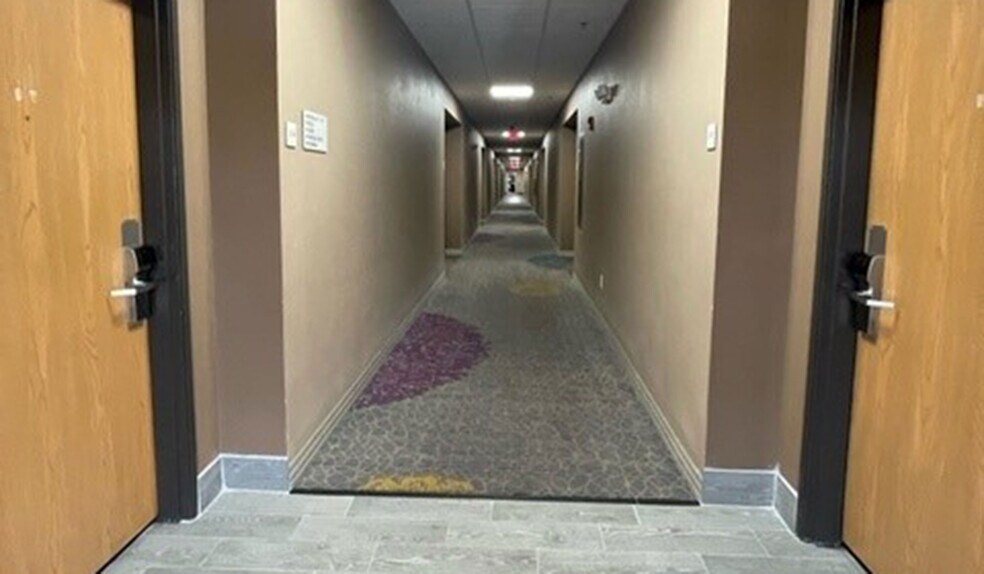 More Photos Of 717 E Bannerman Ave, Redgranite Hotel For Sale