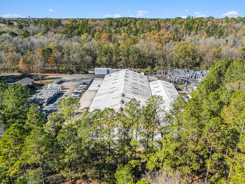 More Photos Of 508 Industrial Blvd, Atlanta Industrial For Sale
