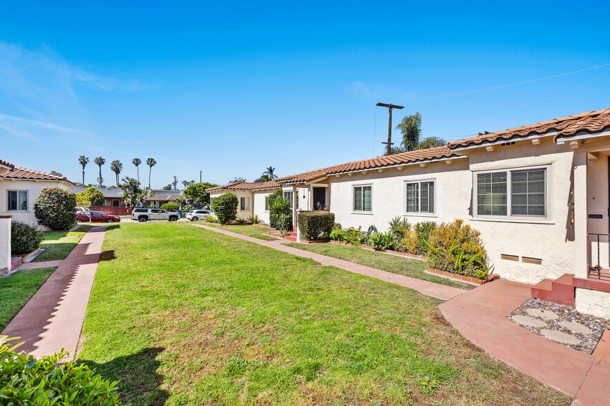 More Photos Of 4766-4780 Niagara Ave, San Diego Apartments For Sale