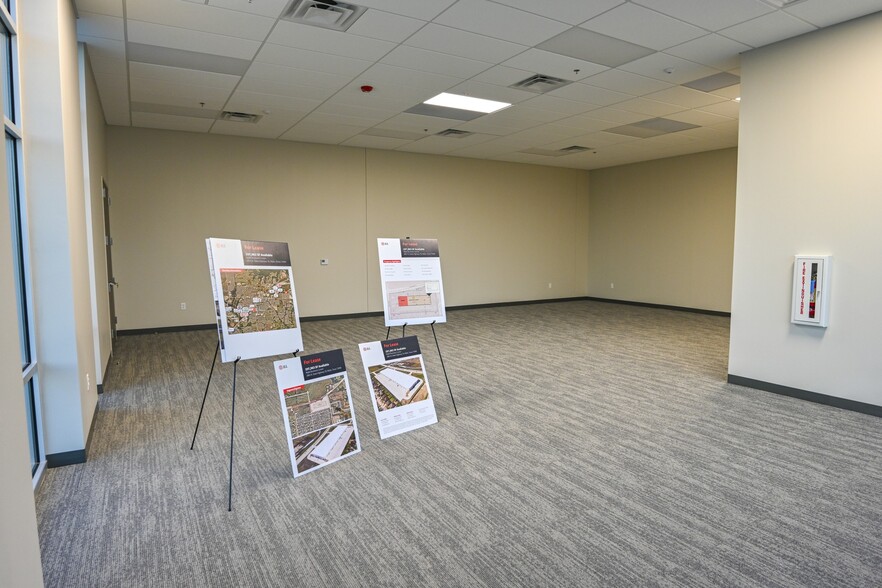 More Photos Of 2801 N State Highway 78, Wylie Warehouse For Lease