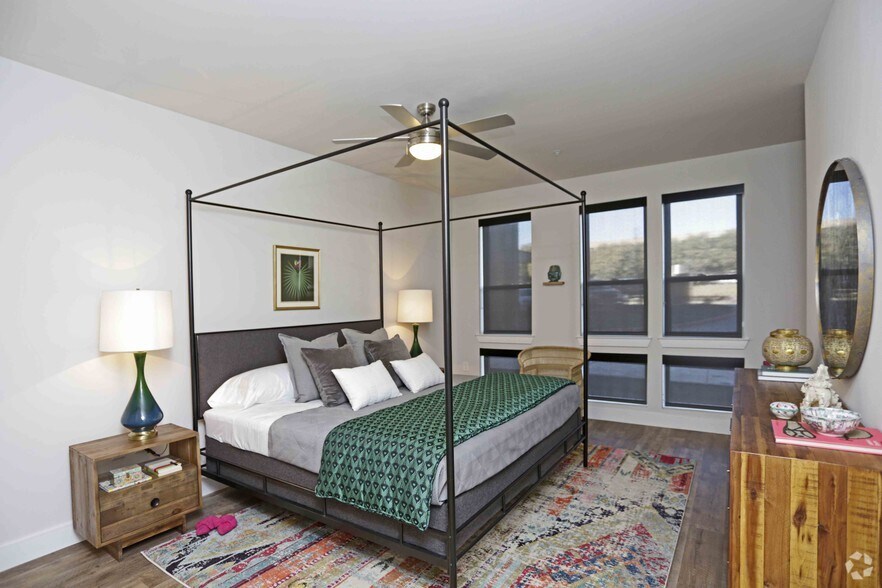 More Photos Of 5200 N O'Connor Blvd, Irving Unknown For Lease