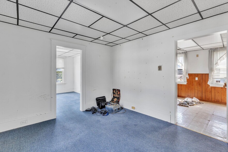 More Photos Of 297 Main St, Monson Storefront Retail Residential For Sale