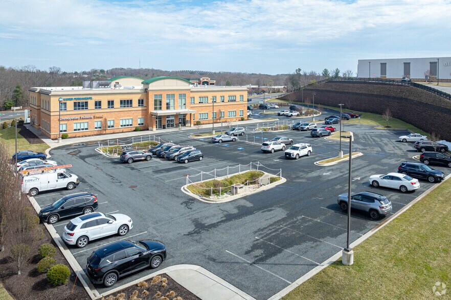 More Photos Of 3400 Box Hill Corporate Center Dr, Abingdon Medical For Lease