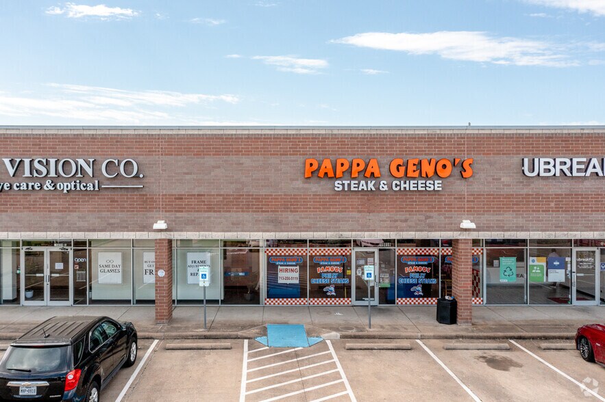 More Photos Of 19859 Katy Fwy, Houston Freestanding For Lease