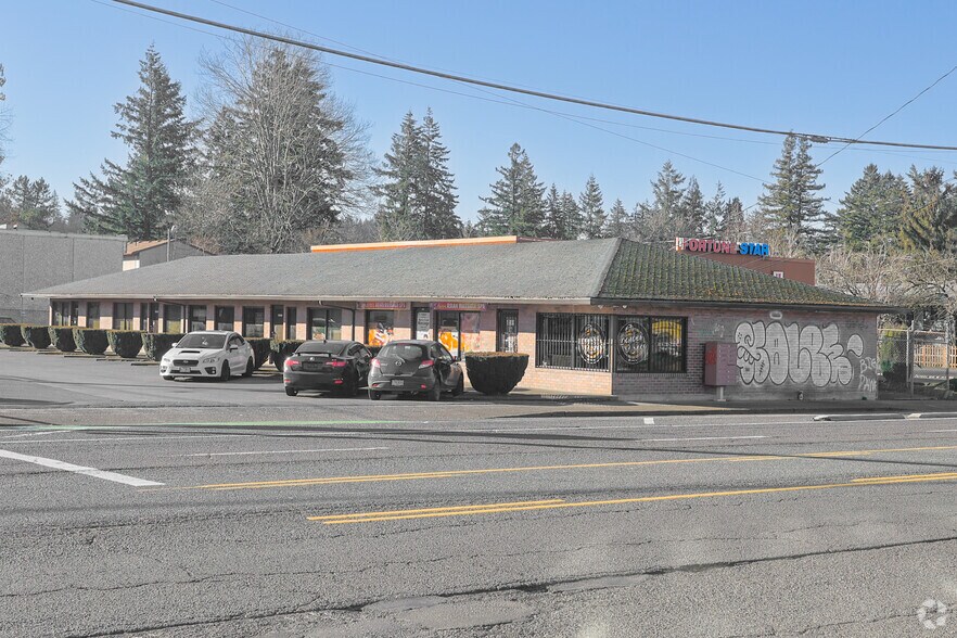 Primary Photo Of 15930-15948 SE Division St, Portland Medical For Lease
