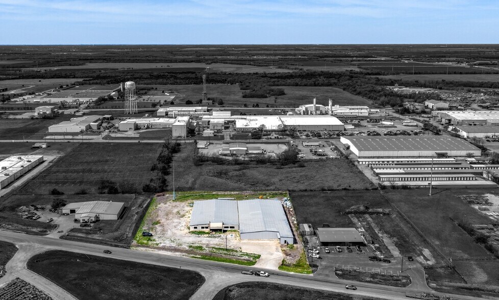 More Photos Of 5888 Hwy 66, Greenville Warehouse For Lease