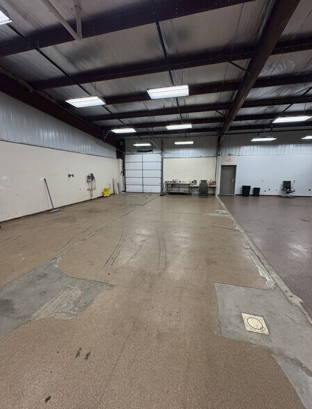 More Photos Of 7032 N Dixie Dr, Dayton Warehouse For Sale