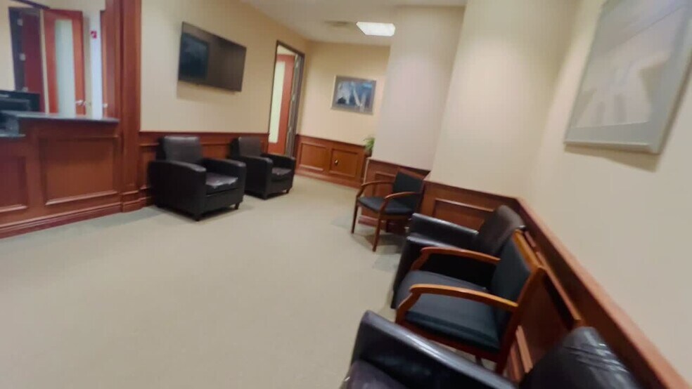 More Photos Of 246 Hamburg Tpke, Wayne Medical For Sale