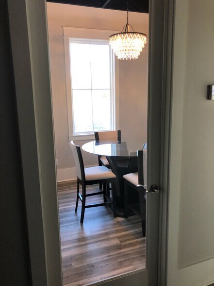 More Photos Of 1803 Curcor Dr, Gulfport Loft Creative Space For Lease