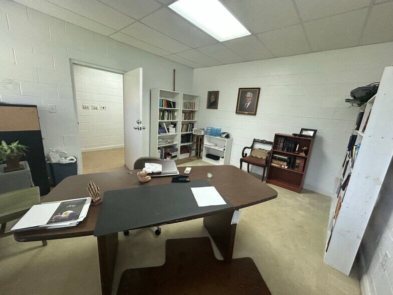 More Photos Of 2380 Bell Arthur, Bellarthur Religious Facility For Sale