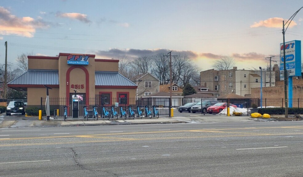 More Photos Of 8315 S Cottage Grove Ave, Chicago Land For Lease