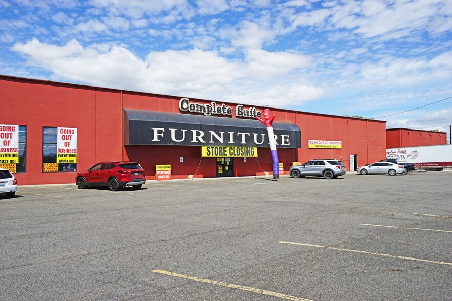 More Photos Of 1900 Rudkin Rd, Yakima Freestanding For Lease