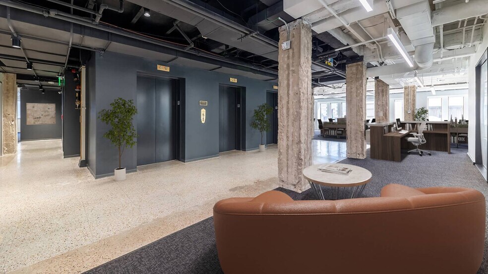 More Photos Of 114 W 7th St, Austin Office For Lease