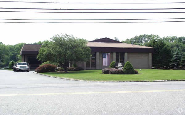 More Photos Of 435 Main Rd, Towaco Warehouse For Lease