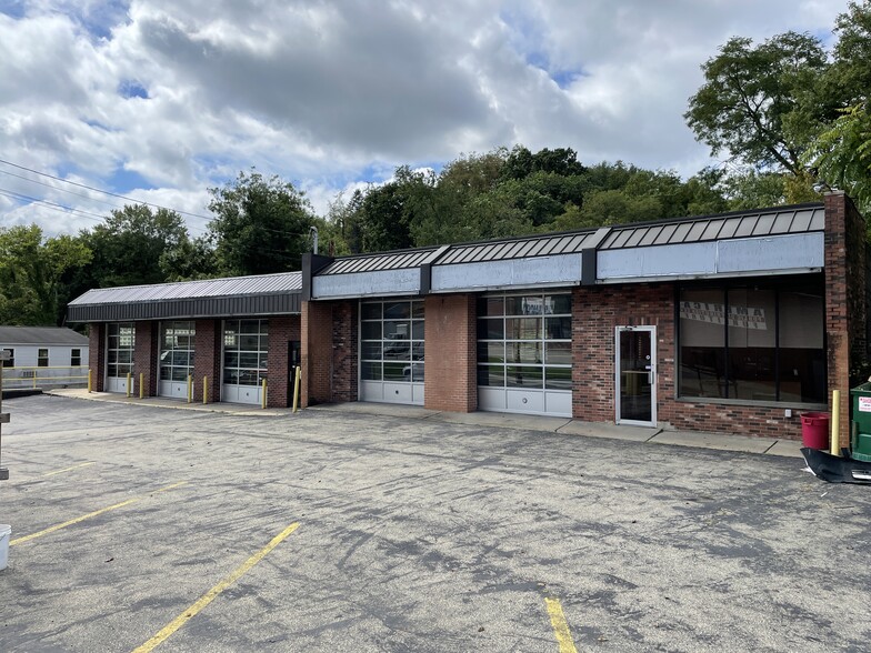 Primary Photo Of 500 Rodi Rd, Pittsburgh Storefront Retail Office For Lease