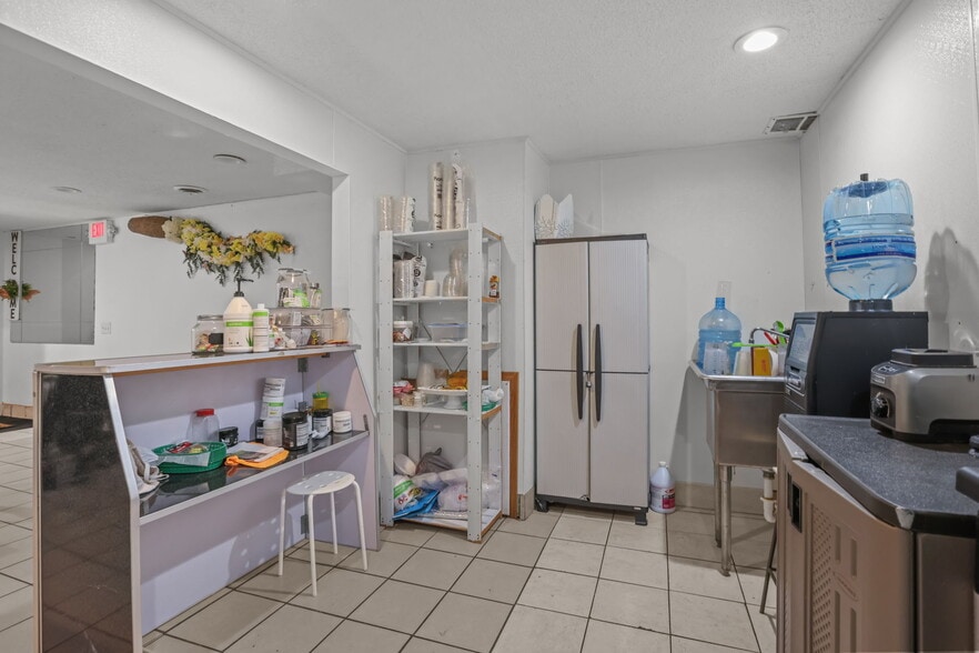 More Photos Of , Minneapolis General Retail For Sale