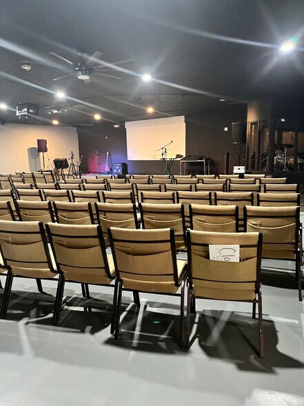 More Photos Of 12 E Western Ave, Avondale Religious Facility For Sale