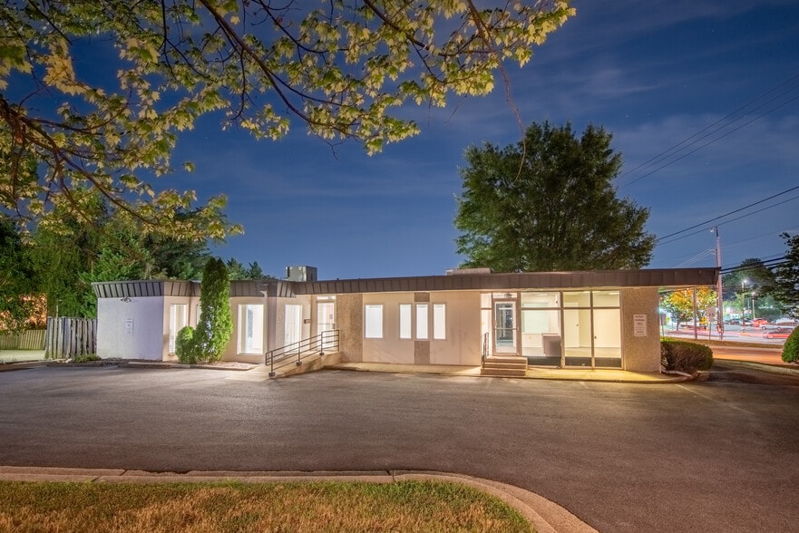 Primary Photo Of 10101 Lorain Ave, Silver Spring Medical For Sale